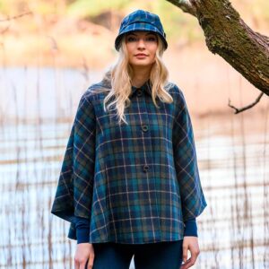 Mucros Weavers Country Cape 401