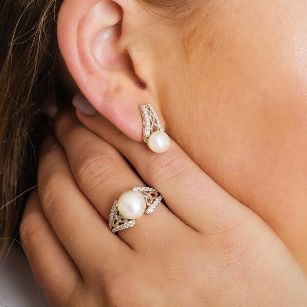 Intricate Sterling Silver Trinity Knot Stud Pearl Earrings - SE2294 - Image 2