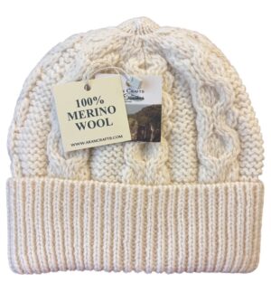 Cream knitted beanie, 100% Merino wool.
